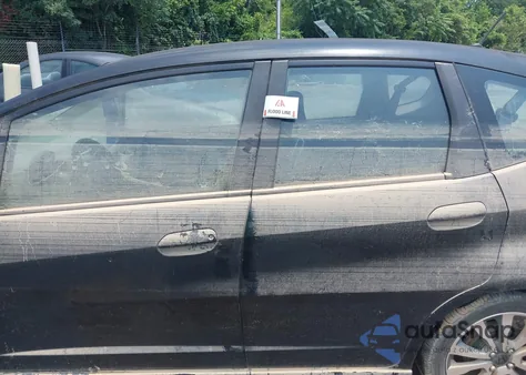 2012 Honda Fit Sport z USA, uszkodzony, nr VIN JHMGE8G51CS004310